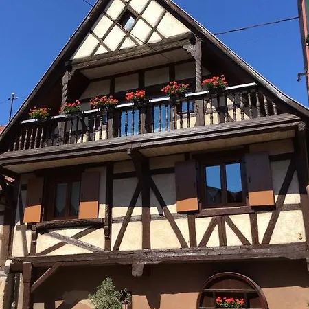 Maison A Colombage De 1602 Wintzenheim Exterior photo
